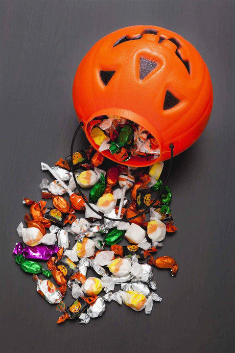 🎃 Saying Goodbye to Halloween (But Keeping the Candy!) 🍬